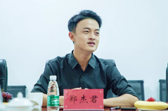 qqqqqqq33333333.png qqqqqqq33333333.png